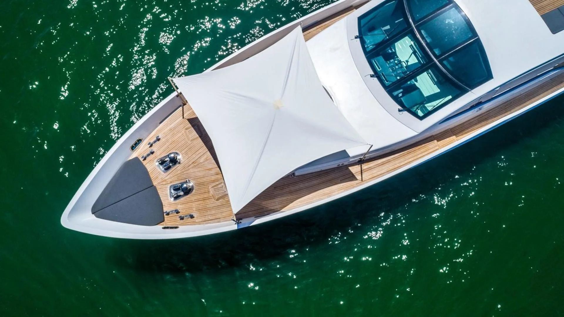 120EliteYacht-3.jpg