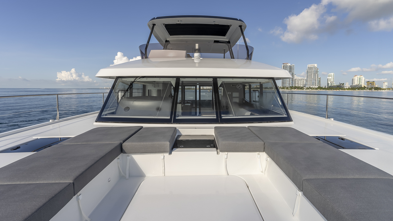 50-2023-Fountaine-Pajot-Luxury-Catamaran-17.jpg