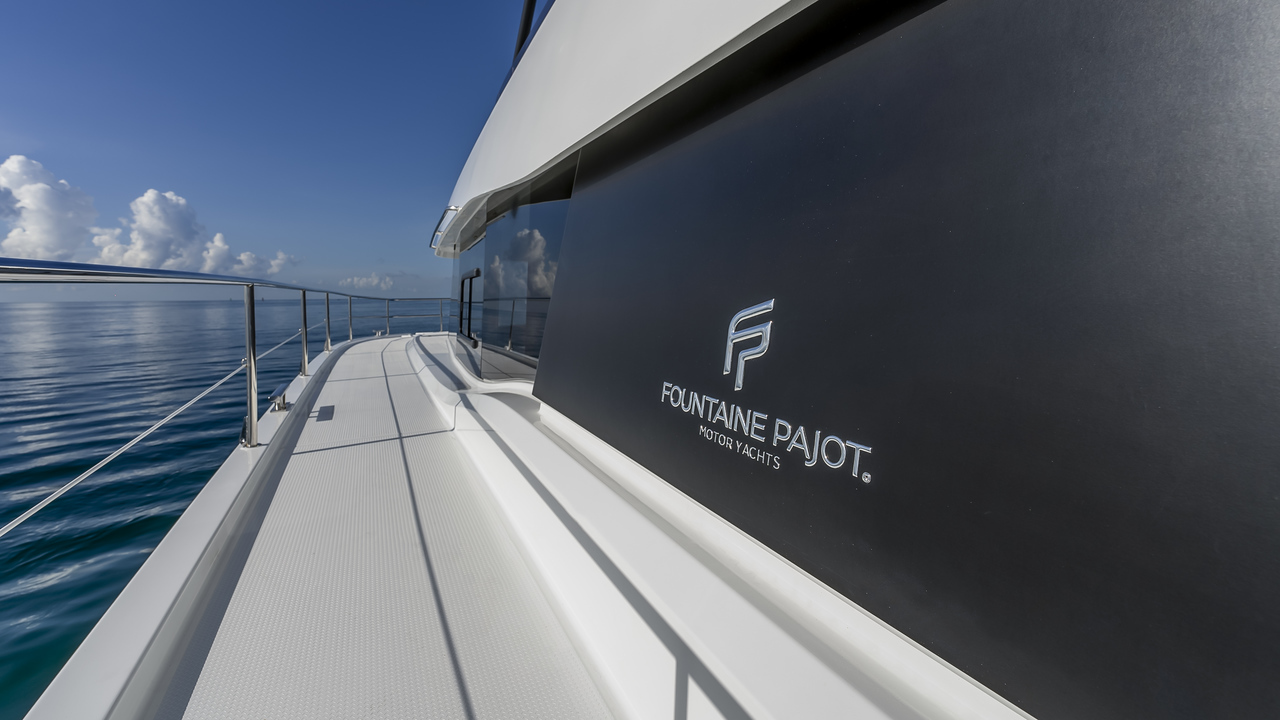 50-2023-Fountaine-Pajot-Luxury-Catamaran-21.jpg
