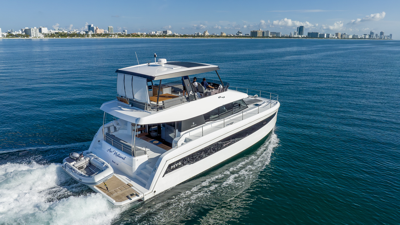50-2023-Fountaine-Pajot-Luxury-Catamaran-6.jpg
