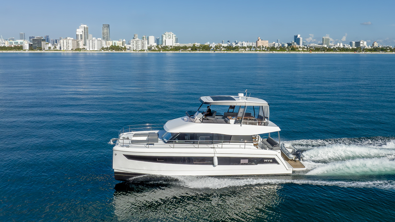 50-2023-Fountaine-Pajot-Luxury-Catamaran-7.jpg
