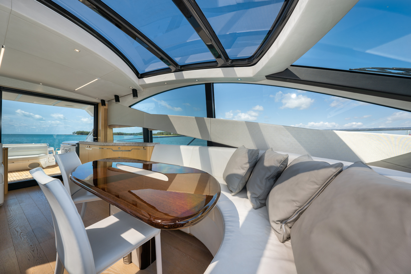 68-2018Sunseeker-6.jpg