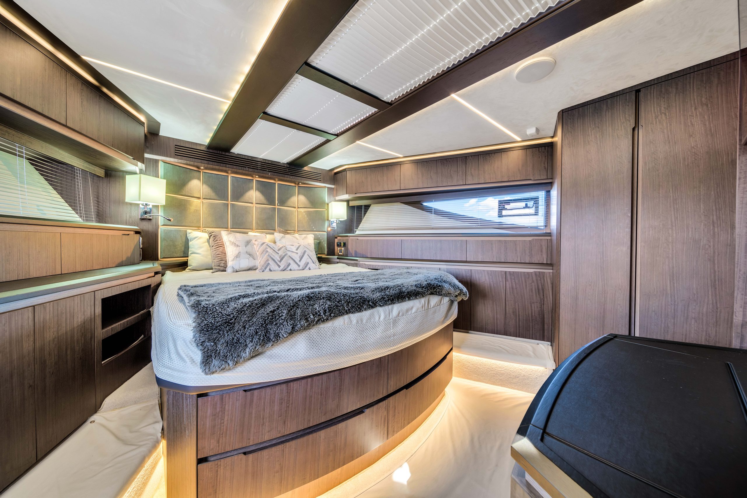 68Galeon-25-scaled-1.jpg