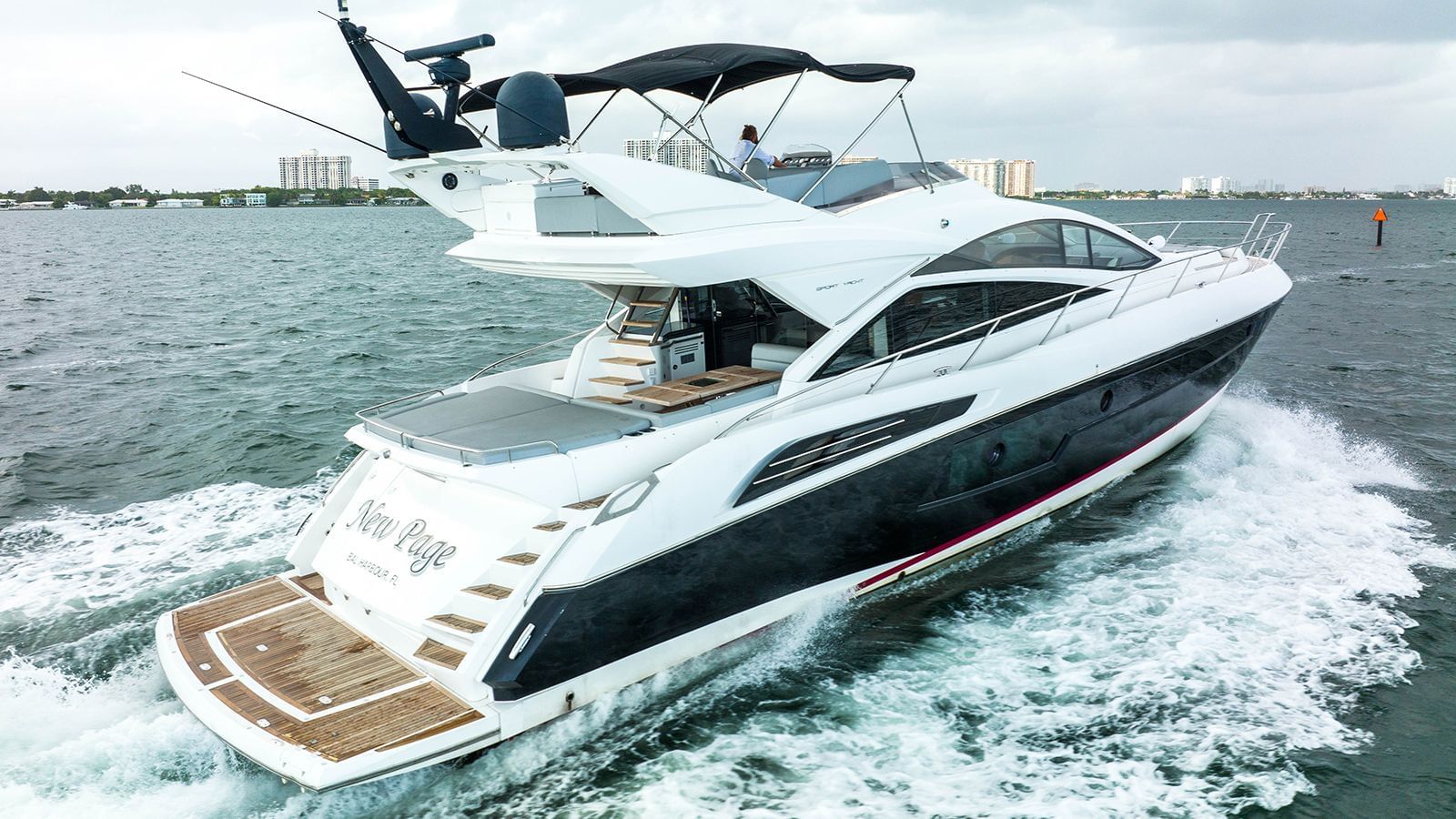 75SunseekerFlyBridge-24.jpg