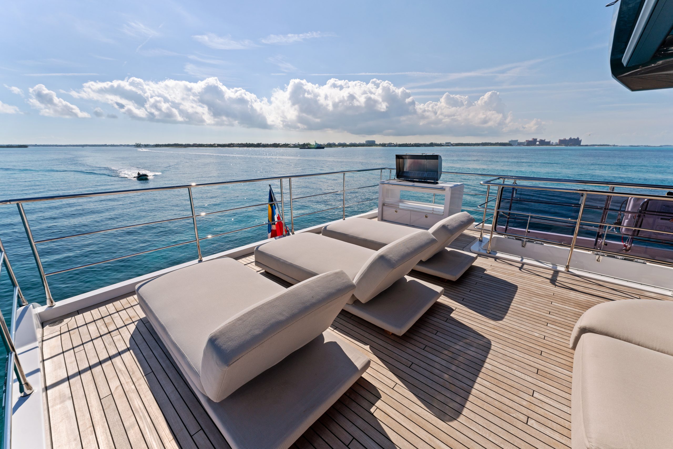 88Azimut-32-scaled-1.jpg